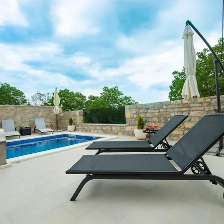 Stone Didovi Snovi With Heated Pool * Lisane Ostrovicke