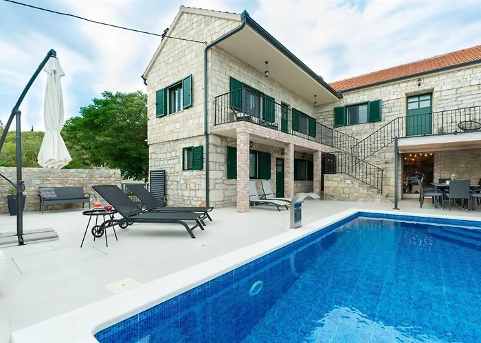 Stone Didovi Snovi With Heated Pool 빌라 *
