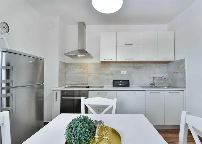 Stone Didovi Snovi With Heated Pool