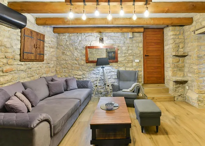 Vila Stone Didovi Snovi With Heated Pool Lisane Ostrovicke