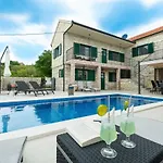 Stone Didovi Snovi With Heated Pool