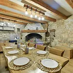 فيلة Stone Didovi Snovi With Heated Pool *