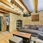 Stone Didovi Snovi With Heated Pool فيلة *
