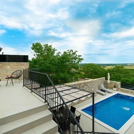 Stone Didovi Snovi With Heated Pool *