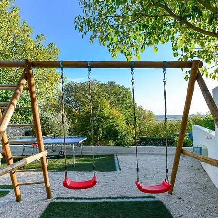 Stone Didovi Snovi With Heated Pool Βίλα