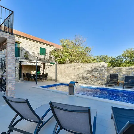 Stone Didovi Snovi With Heated Pool Villa Lisane Ostrovicke