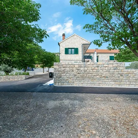 Villa Stone Didovi Snovi With Heated Pool Lisane Ostrovicke