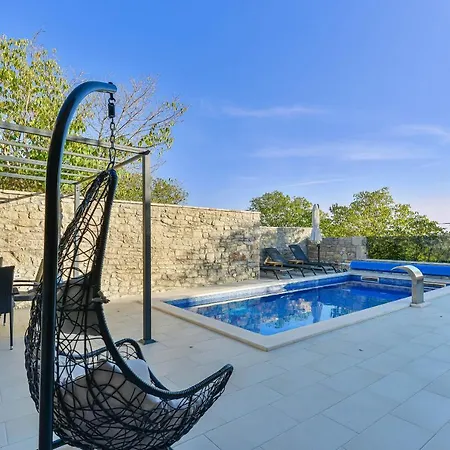 Stone Didovi Snovi With Heated Pool Lisane Ostrovicke