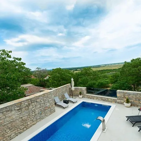 Stone Didovi Snovi With Heated Pool