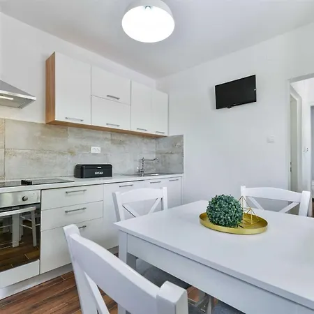 Stone Didovi Snovi With Heated Pool * Lisane Ostrovicke