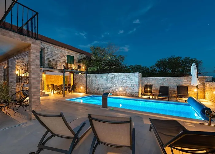 Stone Didovi Snovi With Heated Pool Villa Lisane Ostrovicke