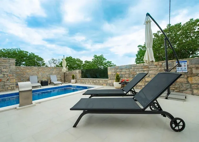Stone Didovi Snovi With Heated Pool * Lisane Ostrovicke