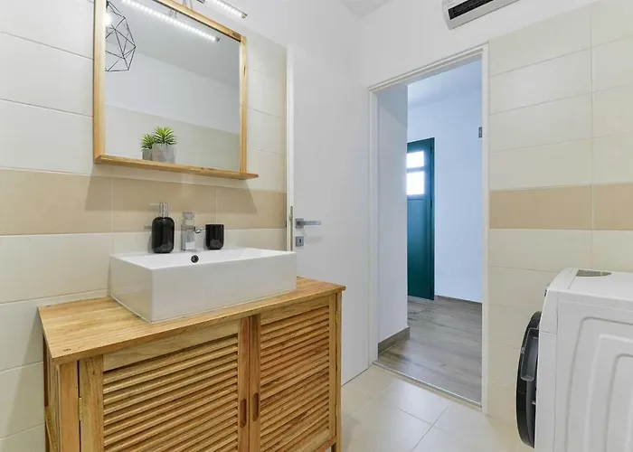 Villa Stone Didovi Snovi With Heated Pool