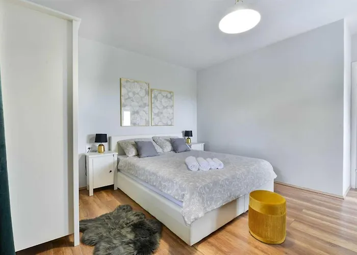 Villa Stone Didovi Snovi With Heated Pool *