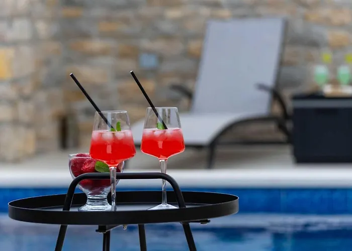 Stone Didovi Snovi With Heated Pool Villa Lisane Ostrovicke